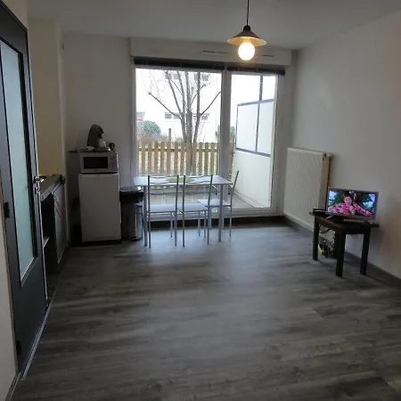 Logement Type Studio 1 Piece Proche Zenith Strasbourg Exterior photo