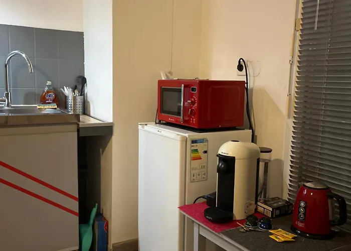 Logement Type Studio 1 Piece Proche Zenith