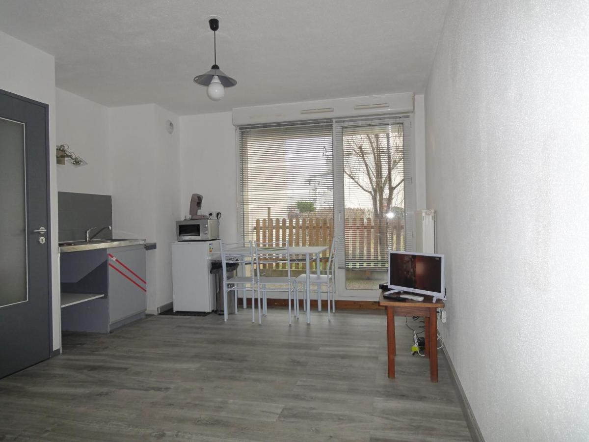Apartment Type 1 Piece Proche Zenith Strasbourg